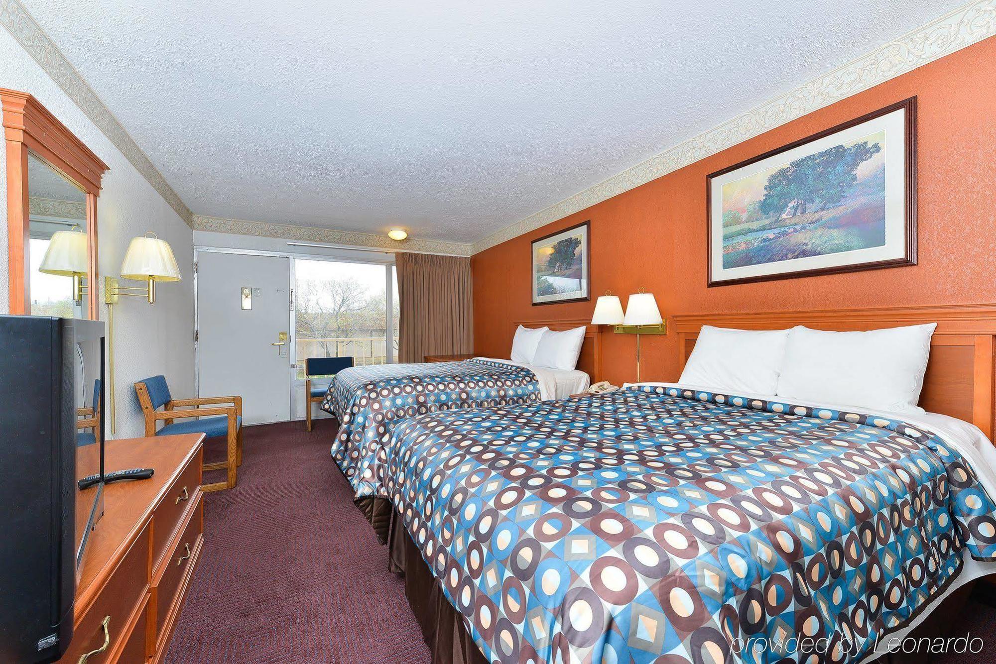 Red Roof Inn Indianapolis East Exterior photo